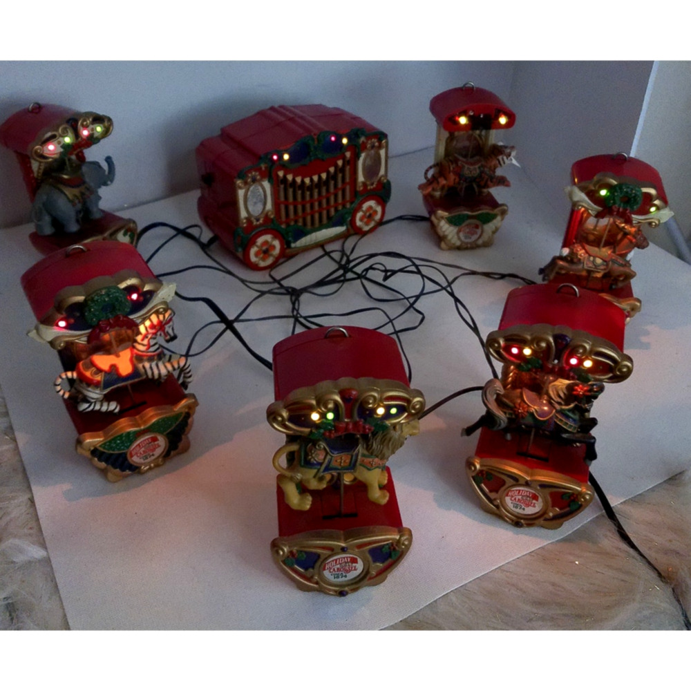 Vintage 1992 Mr. Christmas Holiday Carousel Lighted Musical 6 Circus Animals